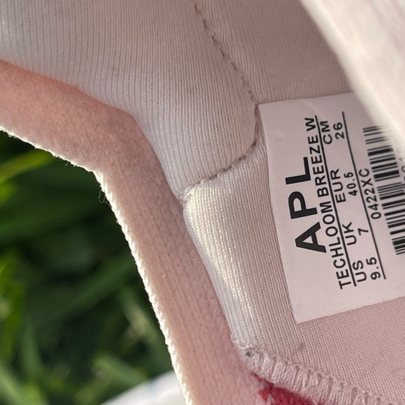 APL TechLoom Breeze women’s Athletic shoes 9.5 cream fire coral white - Picture 12 of 12